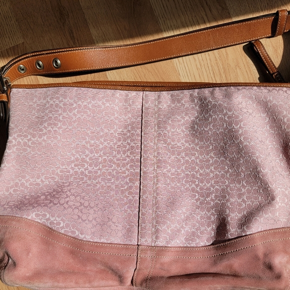 Coach Pink large handbag - Picture 2 of 13
